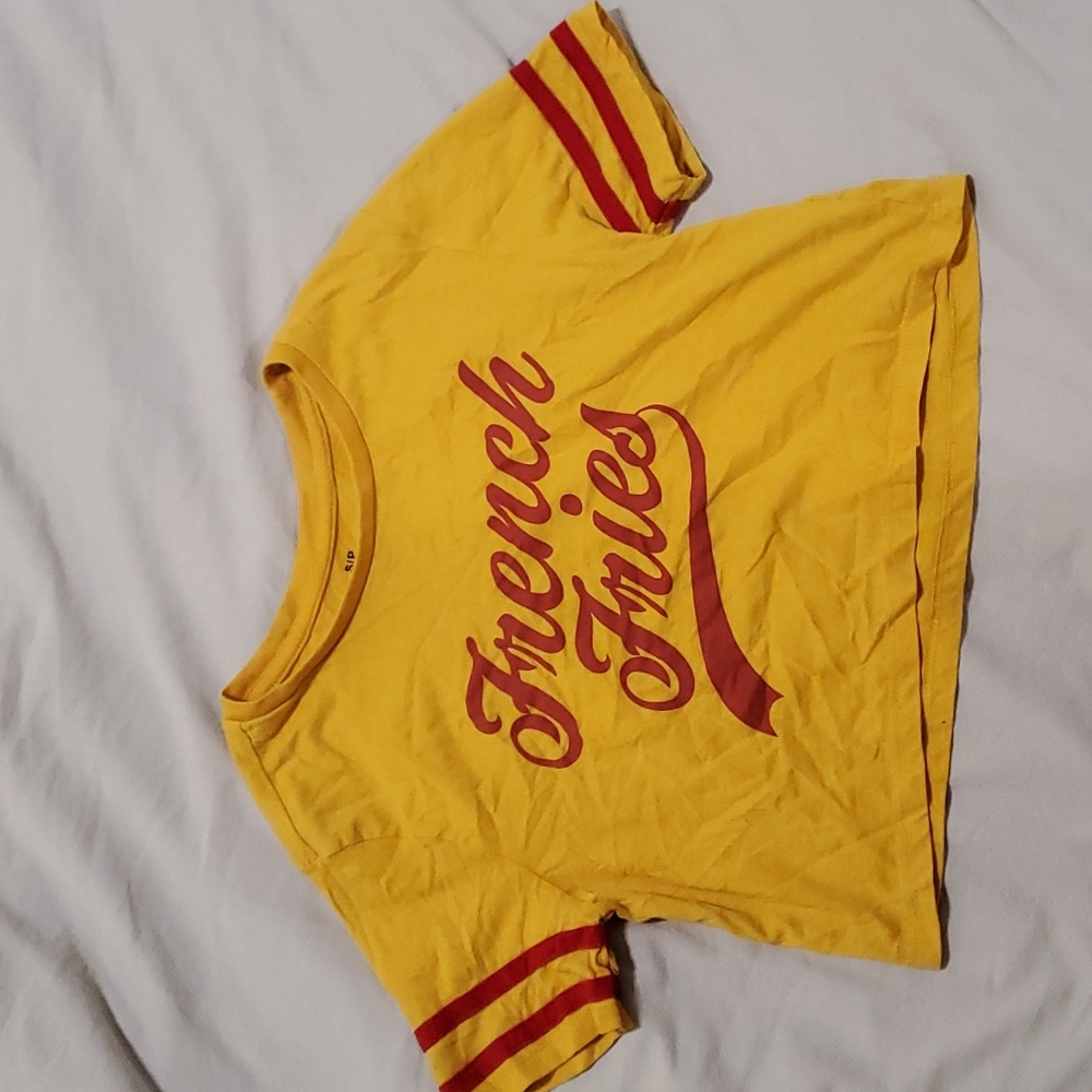 ✨️2FOR10✨️Crop top "French fries"